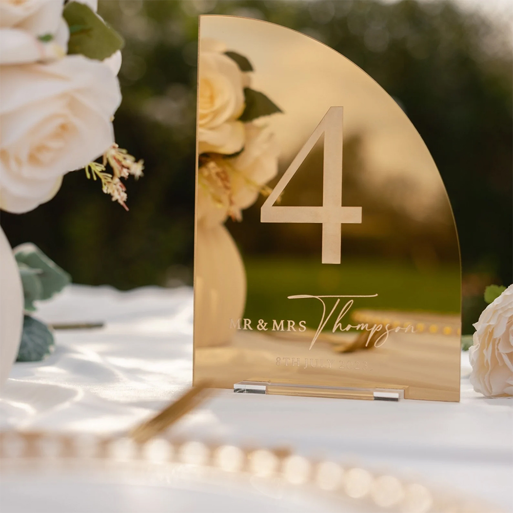 Table Number Gold - Panneau de bar de mariage personnalisé